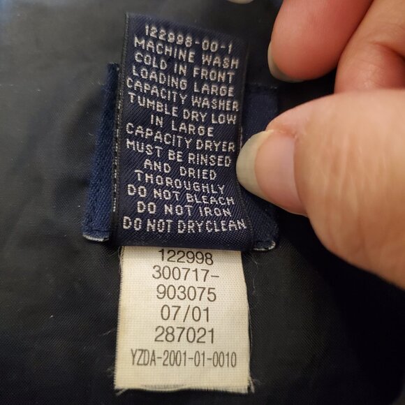 GAP SZ L Women's Goose Down Filled Zippered Puffer Winter Coat Jacket in Black - Picture 8 of 8